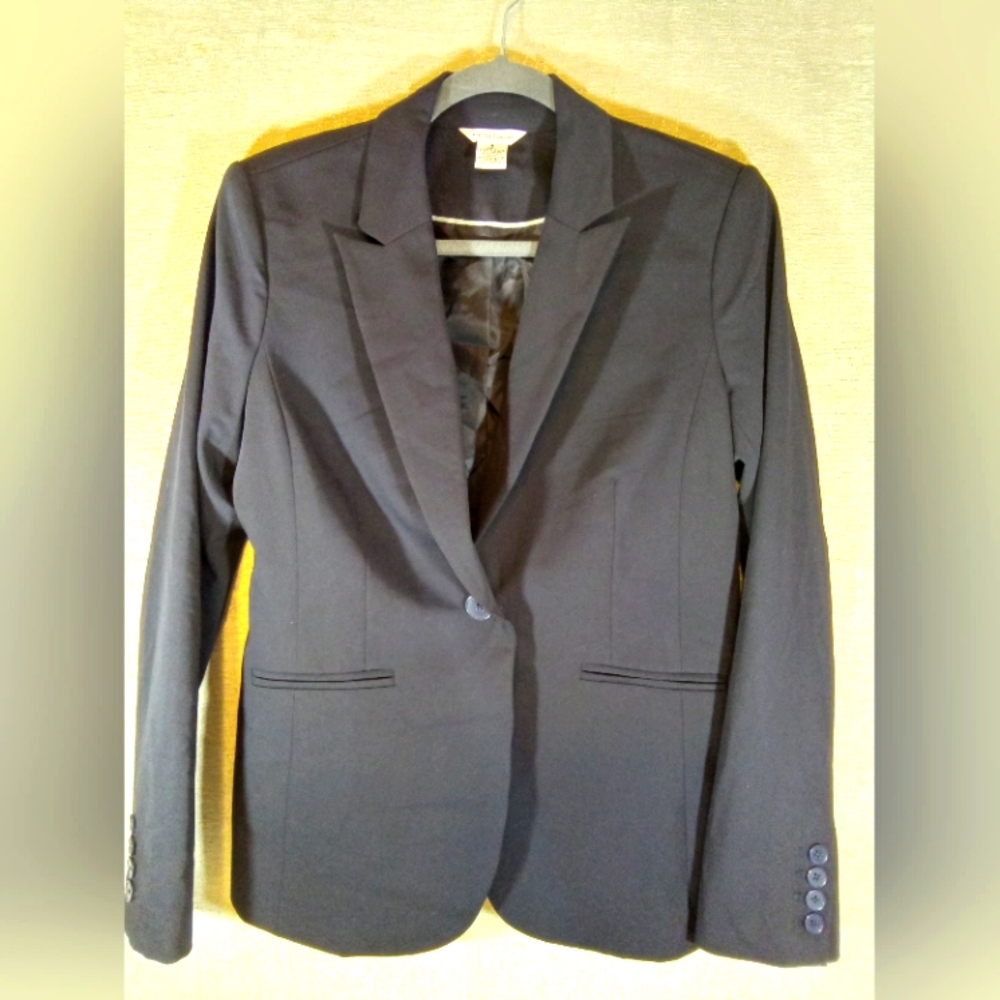 Liz Claiborne Business women jacket lined  grey size 6 in very good condition